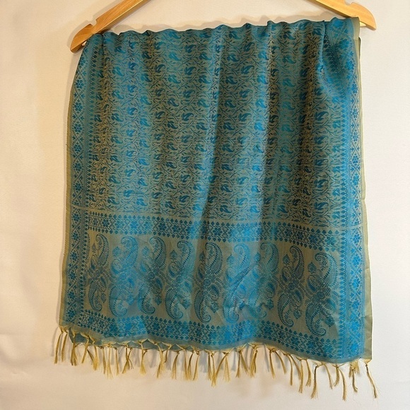 Womens Rectangle Scarf Fringes Blue Gold Tone Color Feel Looks Silky L 71” W 20”